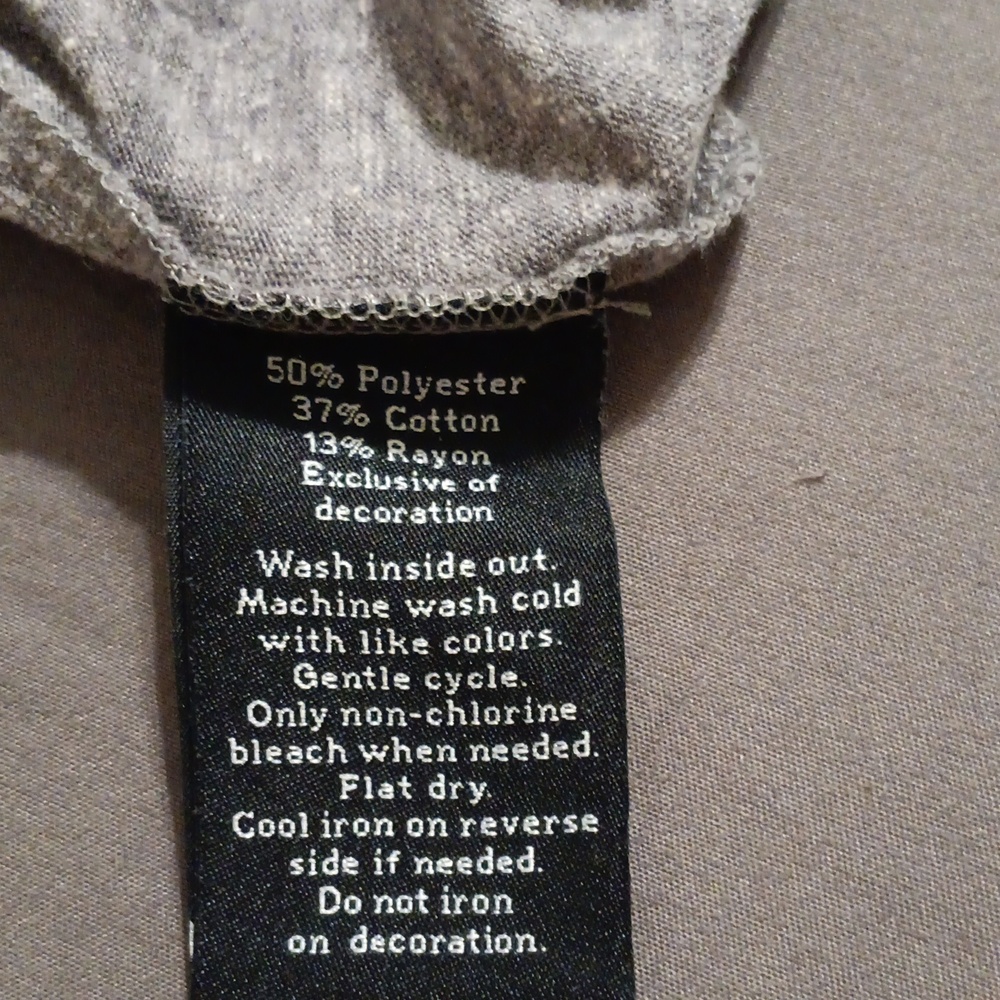 Rock & Republic short sleeve tee - Picture 7 of 7